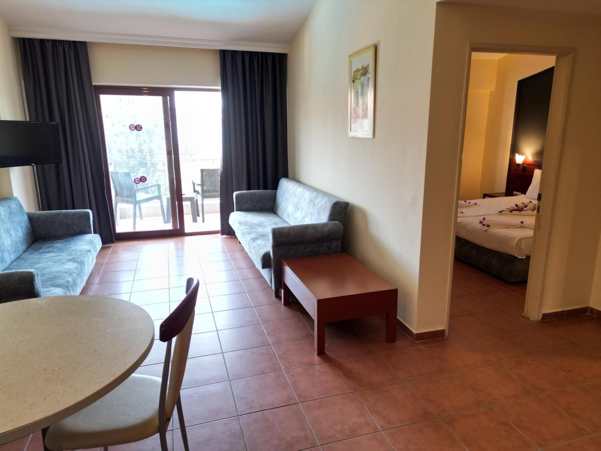 Aparthotel Lemas Side