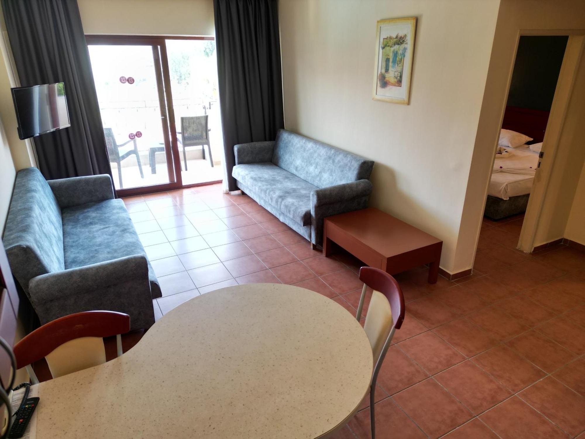 Aparthotel Lemas 3*