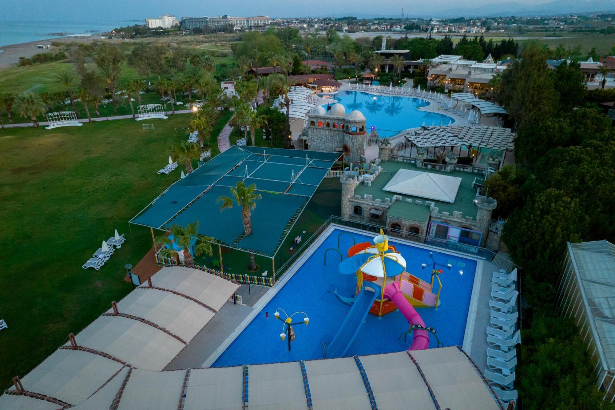 Club Felicia Village Resort 5*