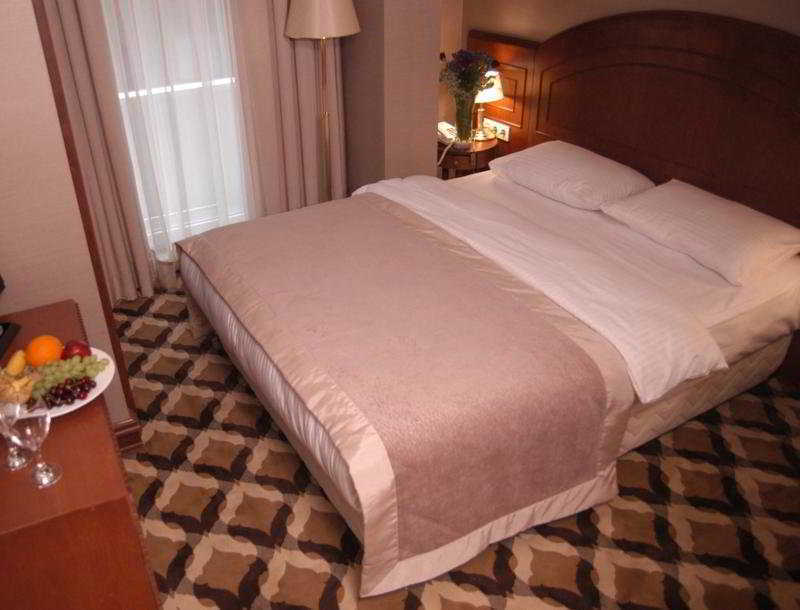 Tilia Hotel 4*