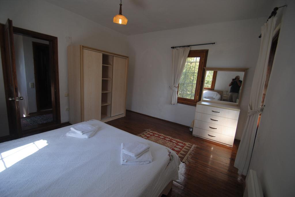 Kleo Hotel