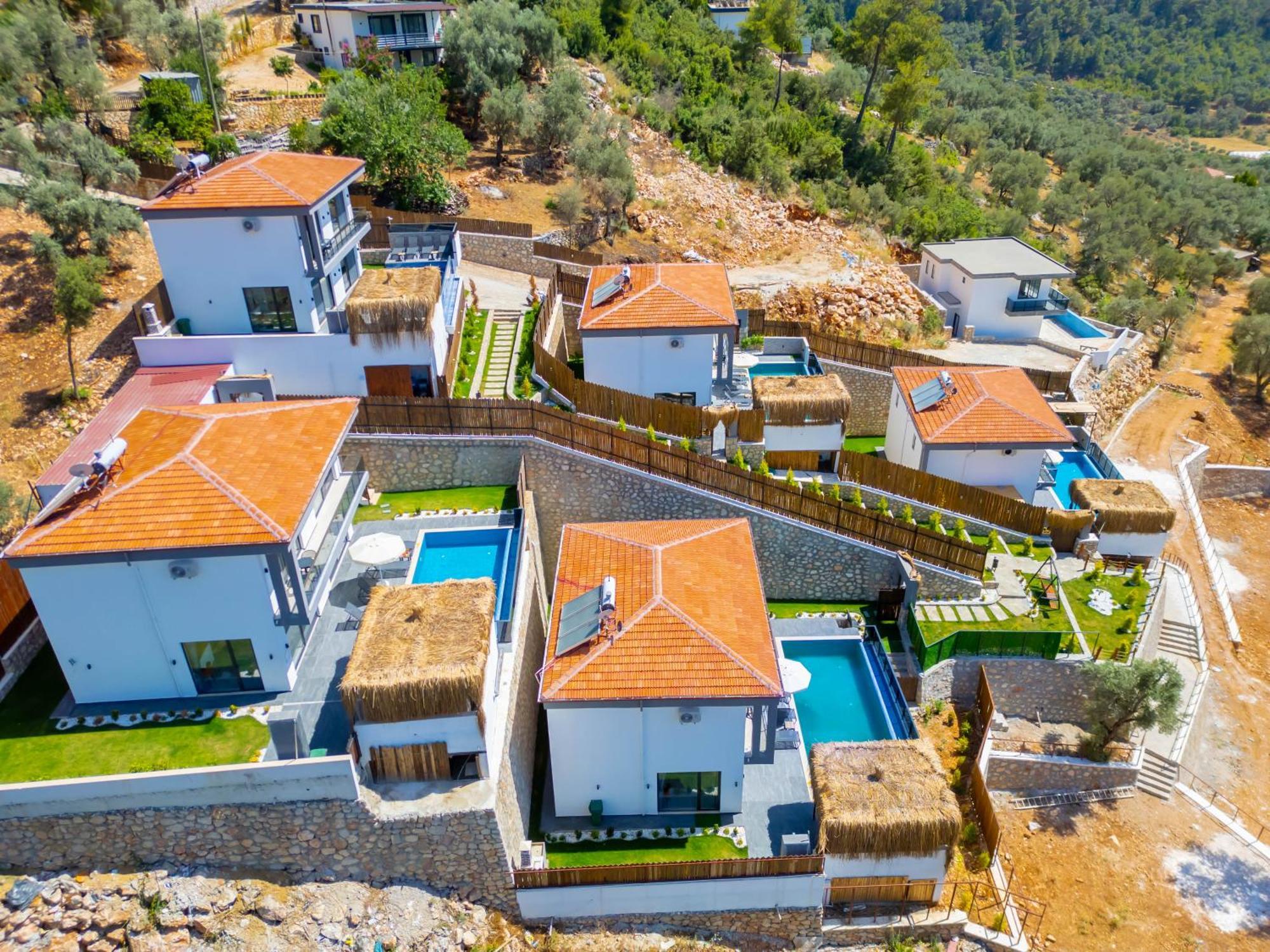 Sakli Cenetler