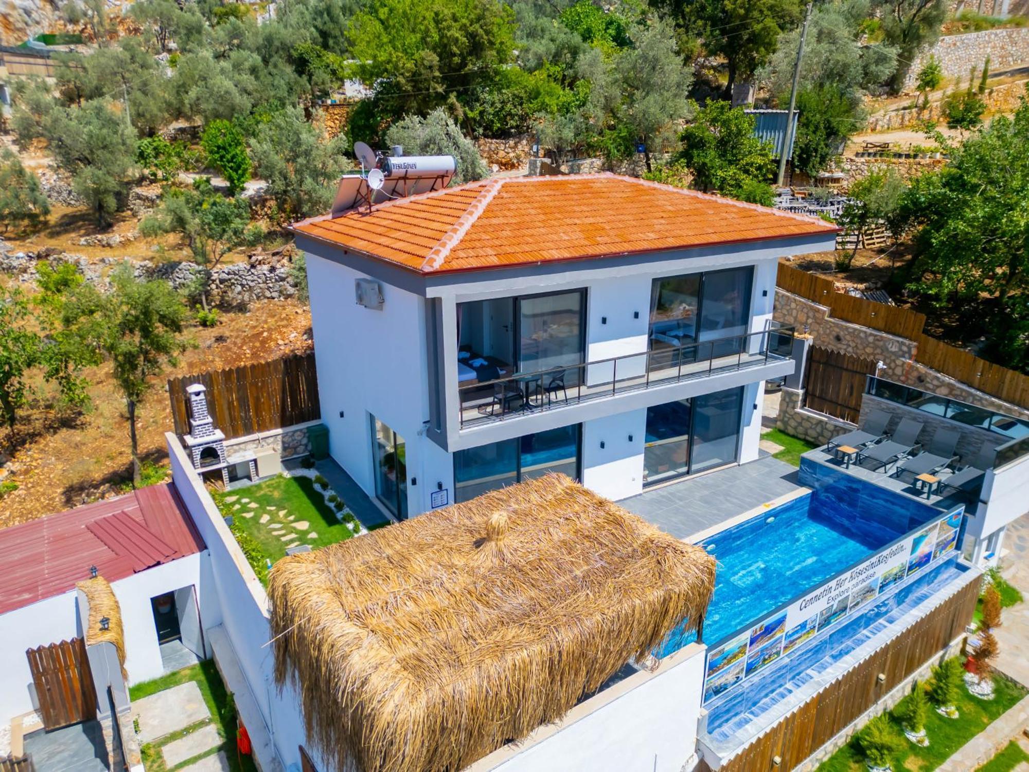 Villa Sakli Cenetler