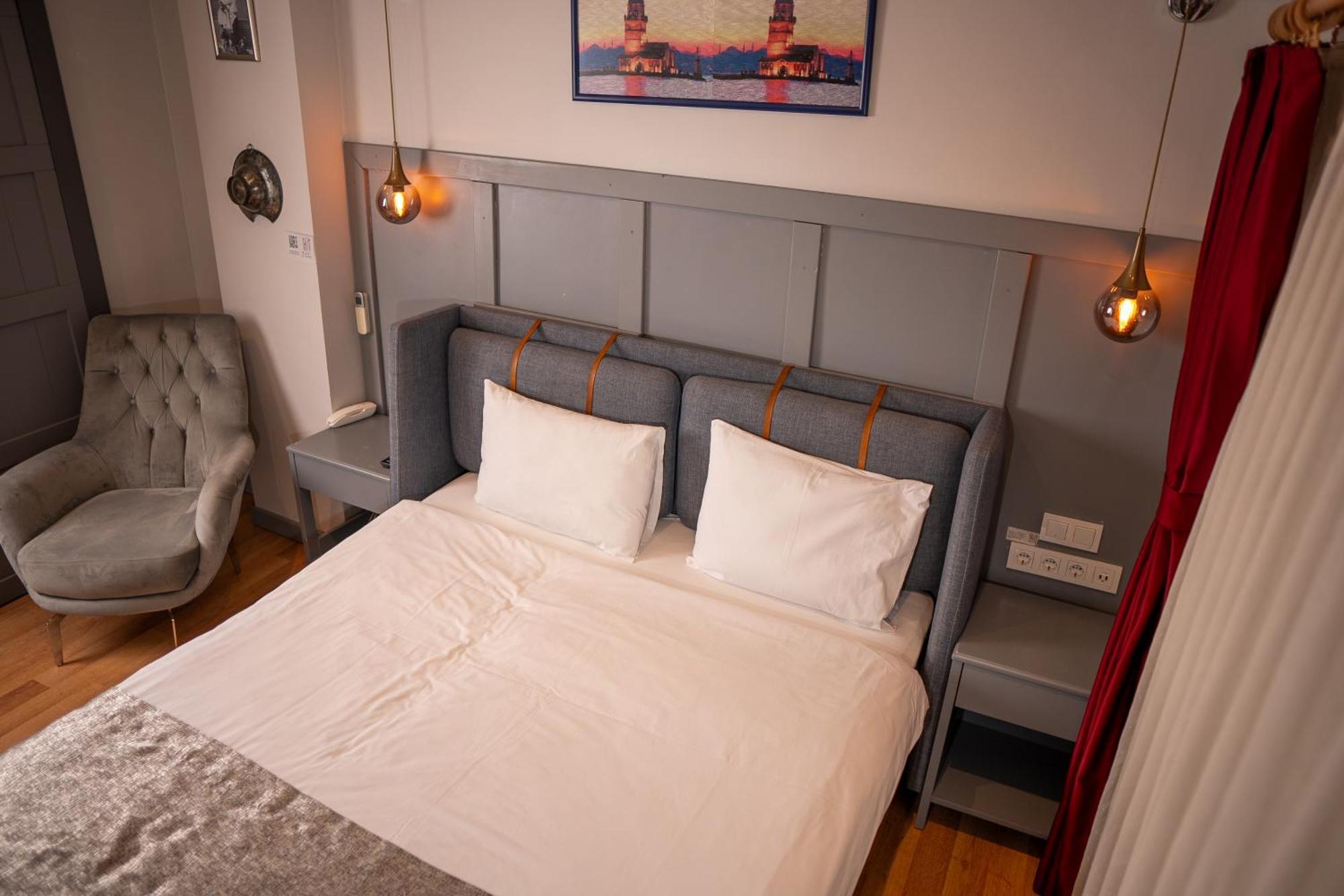Corner Hot Hotel 3*