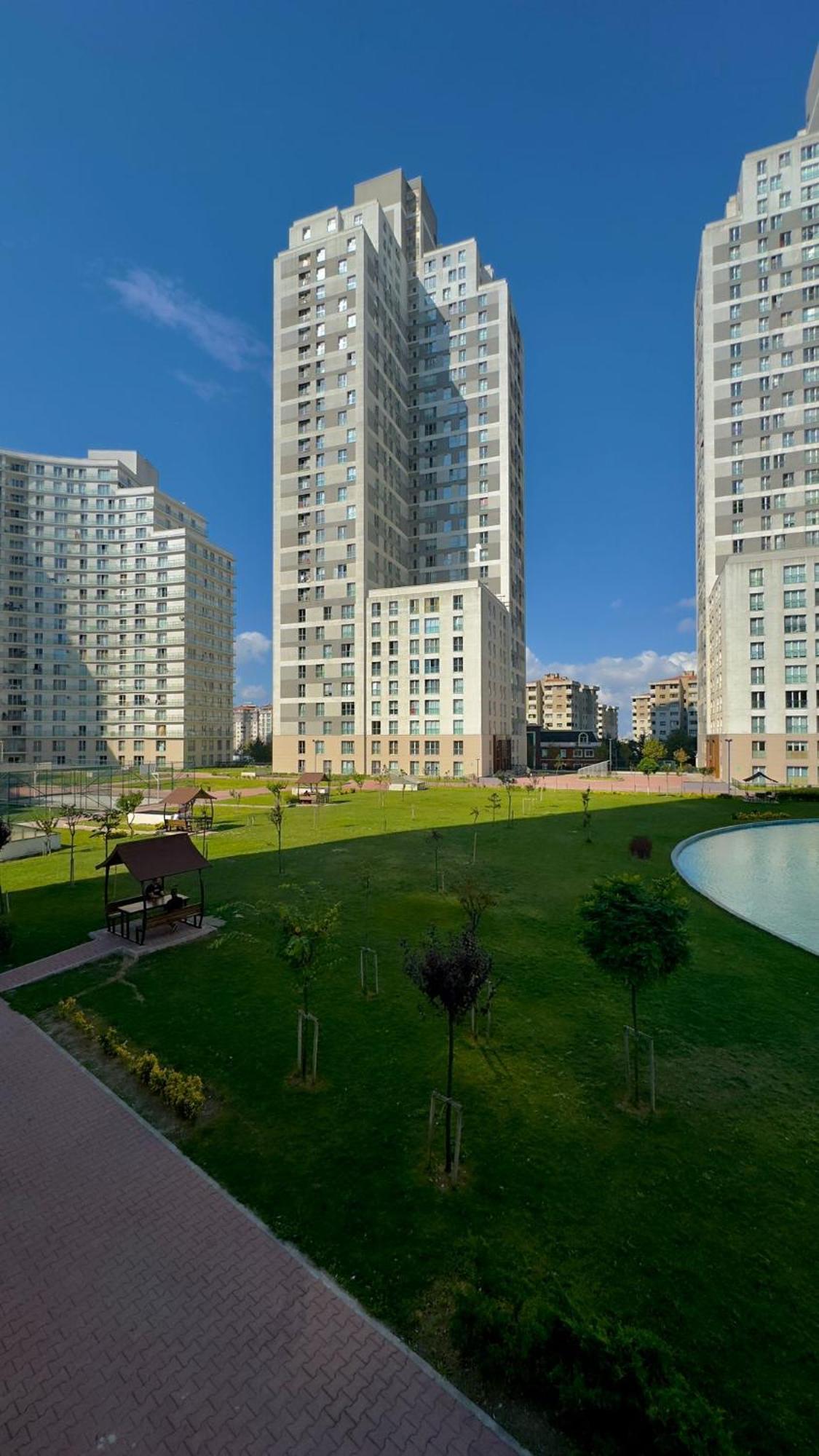 Kristal Apartment