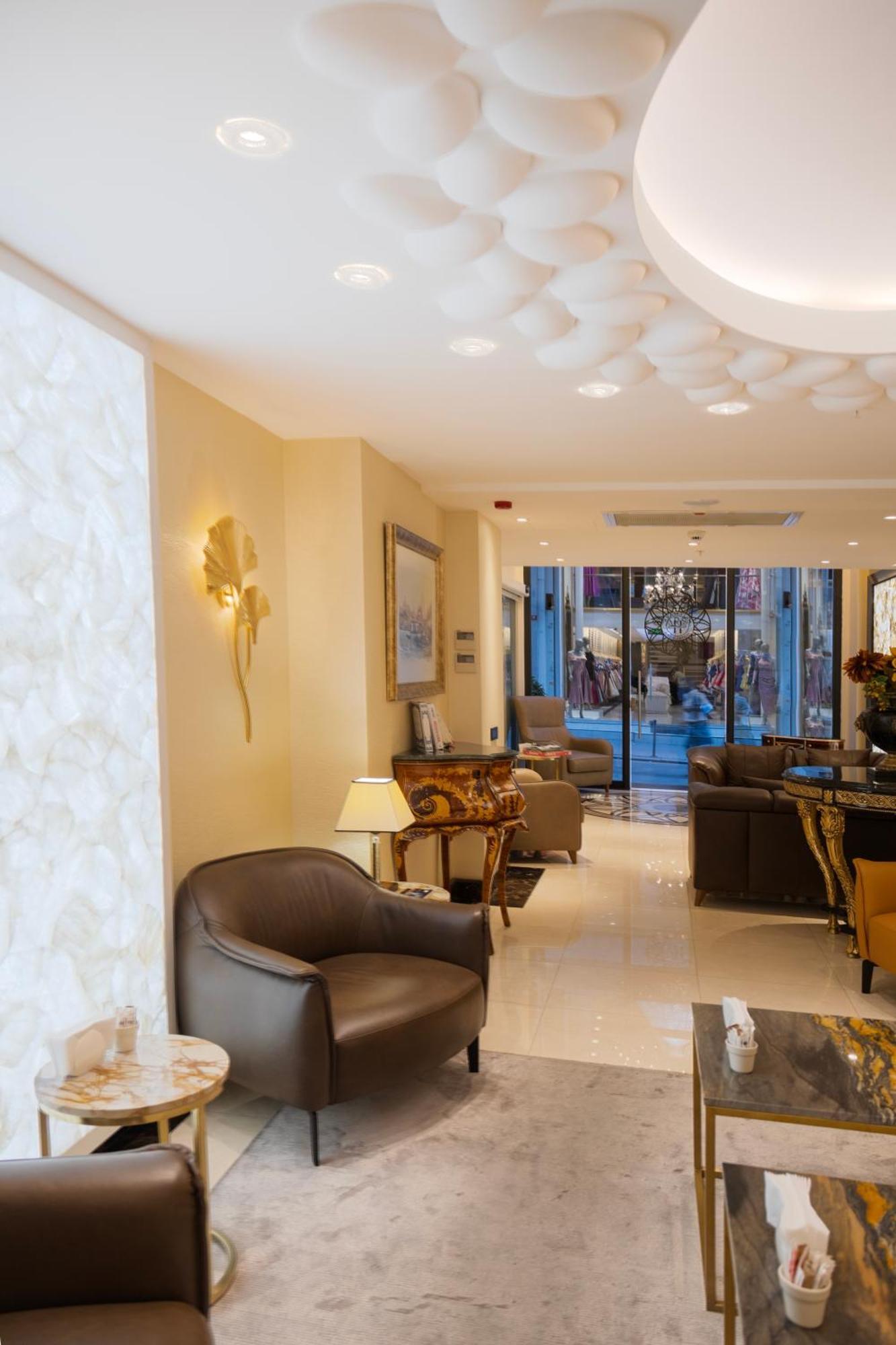 Hallmark & 4* Istanbul