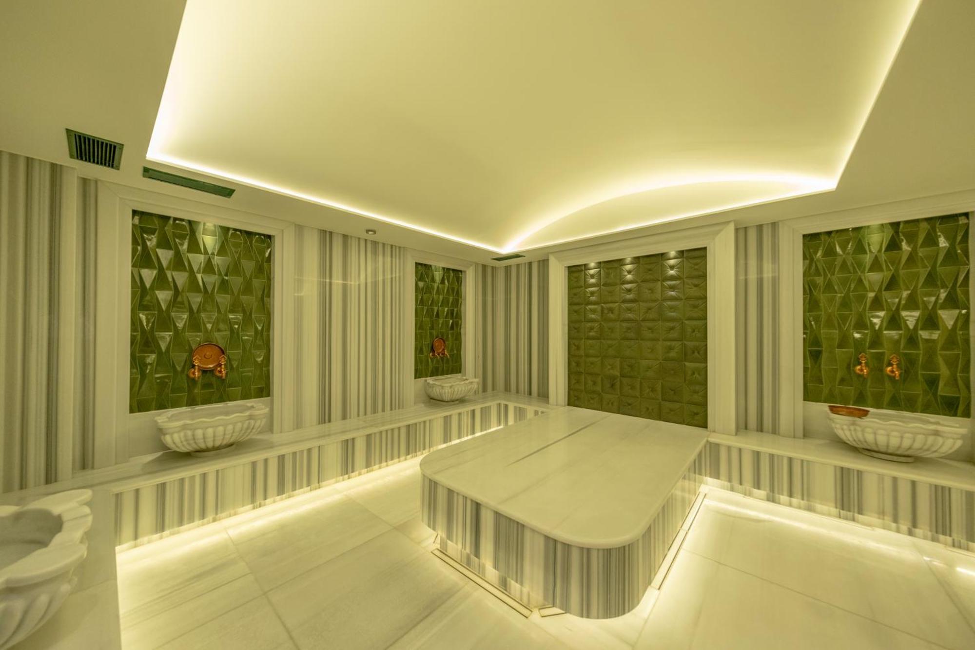 Mq Hotel *