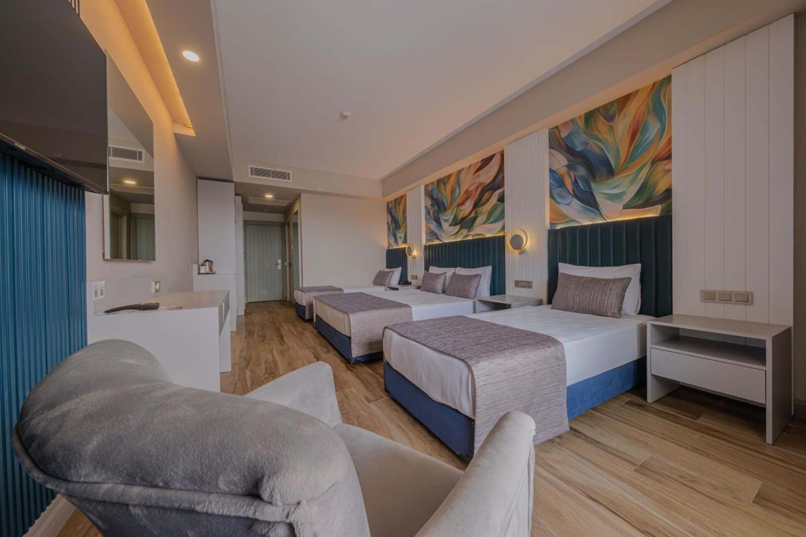 Dream Fun World Hotel