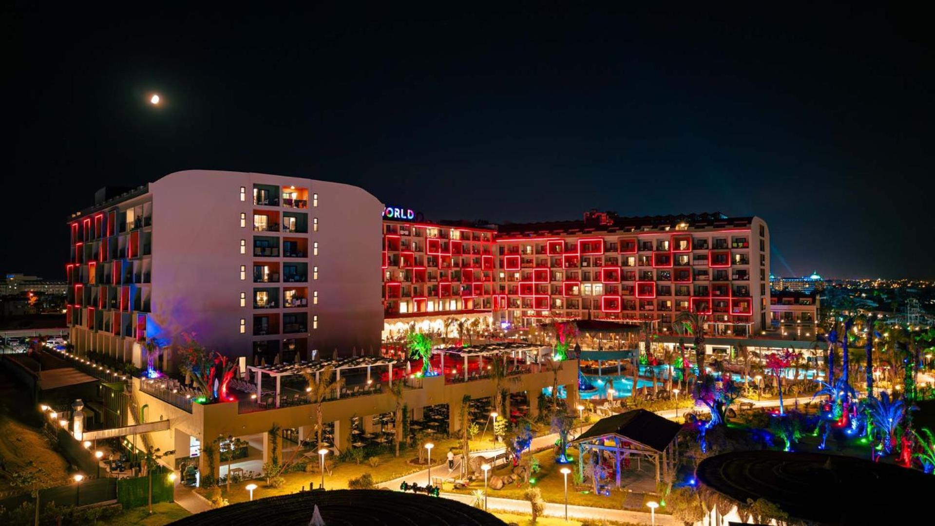 Hotel Dream Fun World