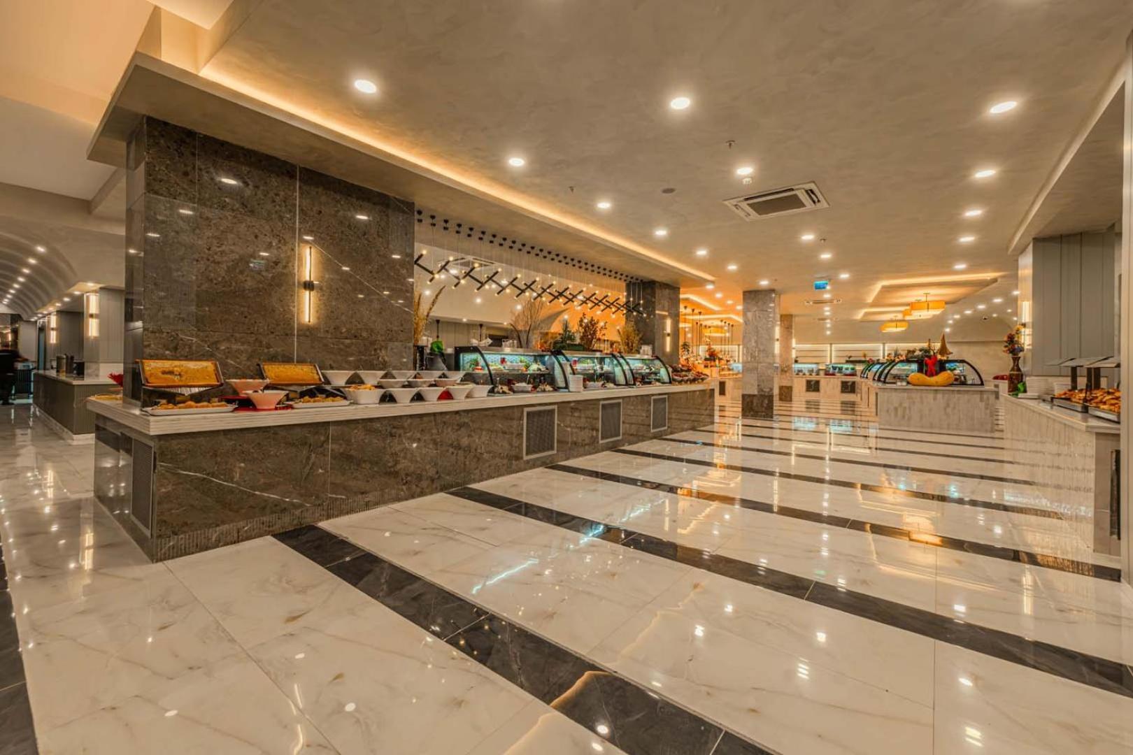 Hotel Dream Fun World 5*