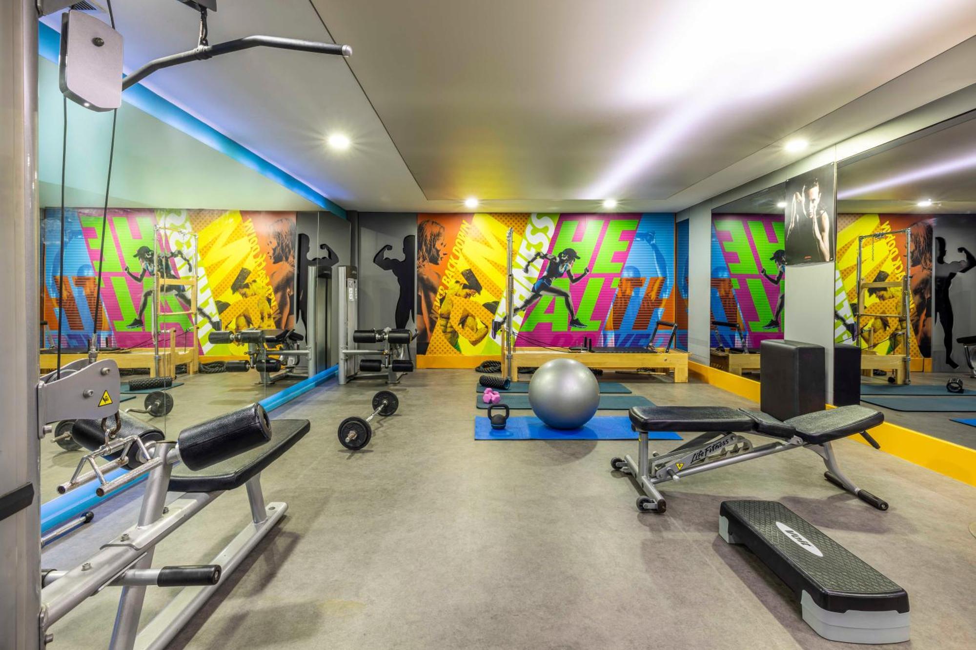 Ramada Plaza By Wyndham Tekstilkent 5*