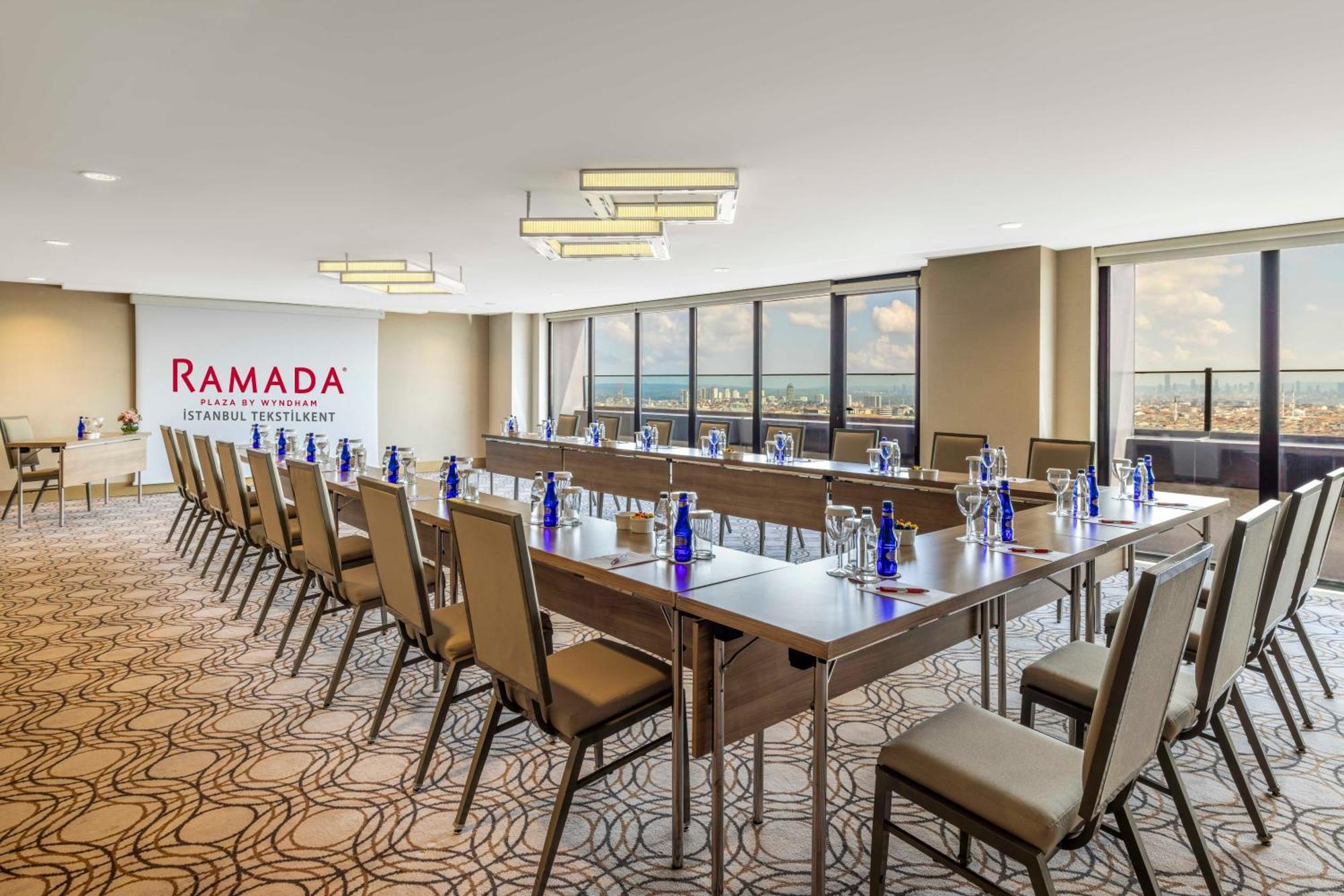 Ramada Plaza By Wyndham Tekstilkent 5* Istanbul