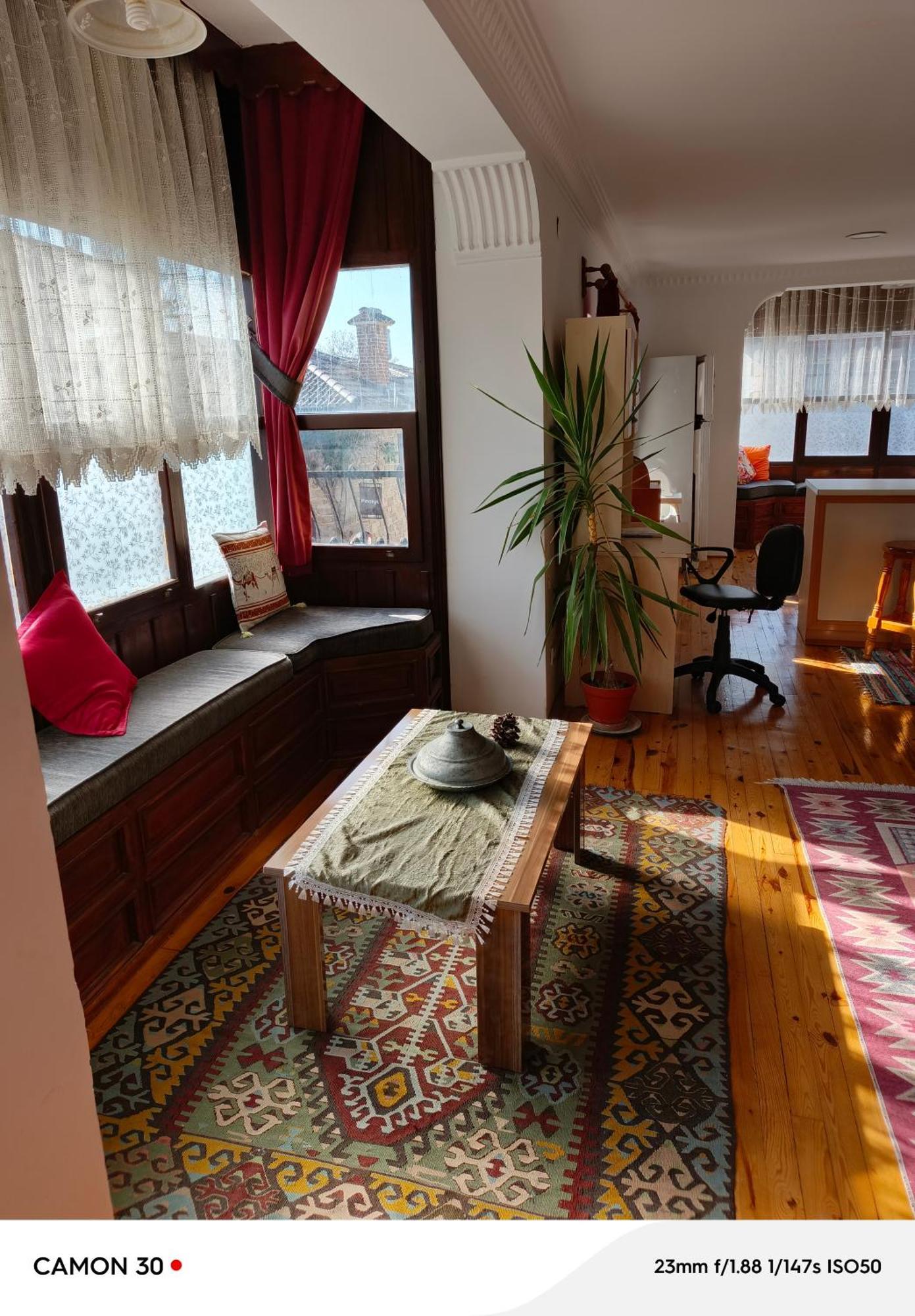 House Apartment *