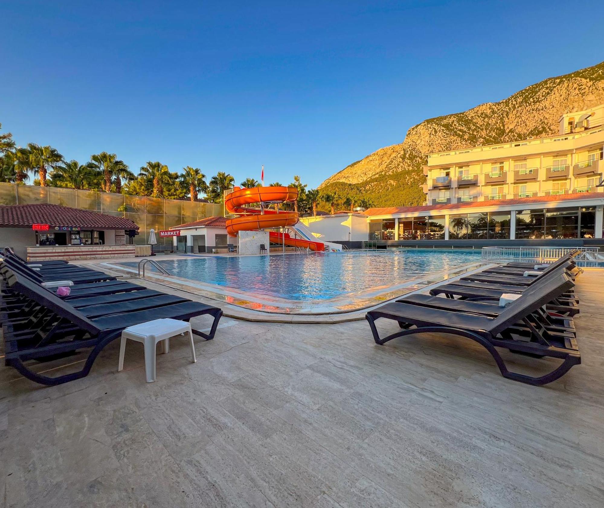 Hotel Transatlantik Beldibi (Kemer)