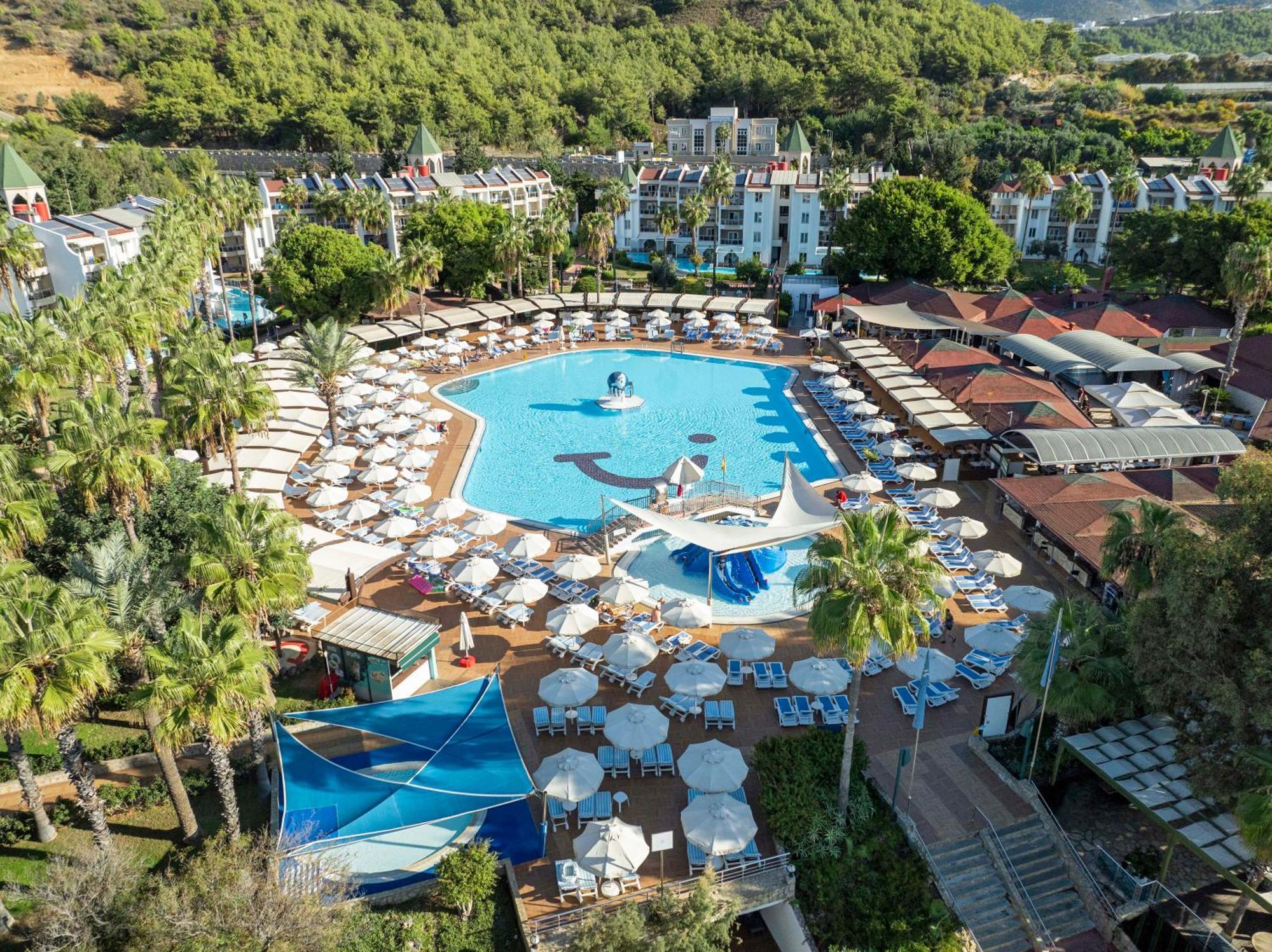 Tui Blue Pascha Bay Hotel 3*