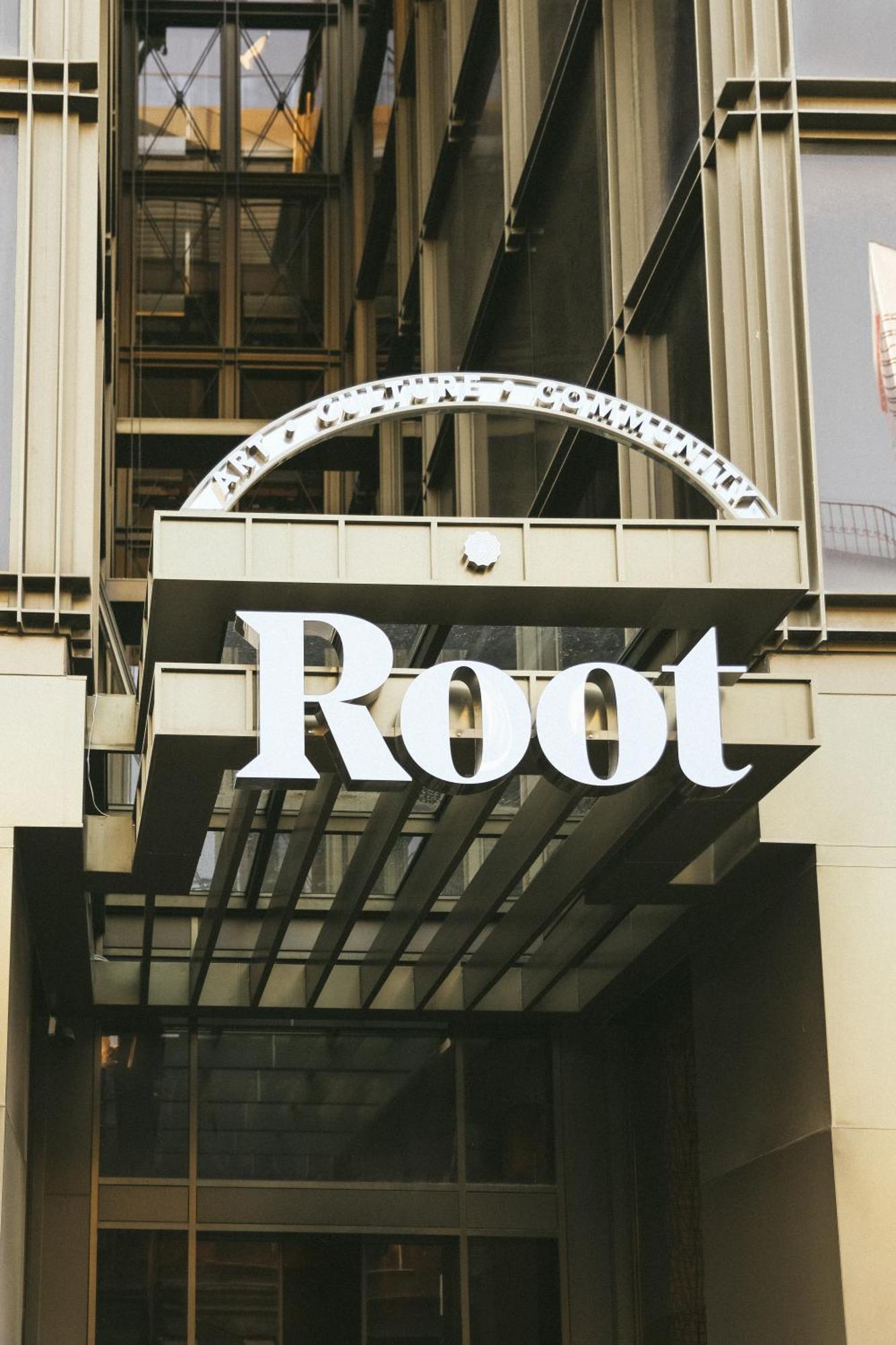 Root Karakoey Hotel