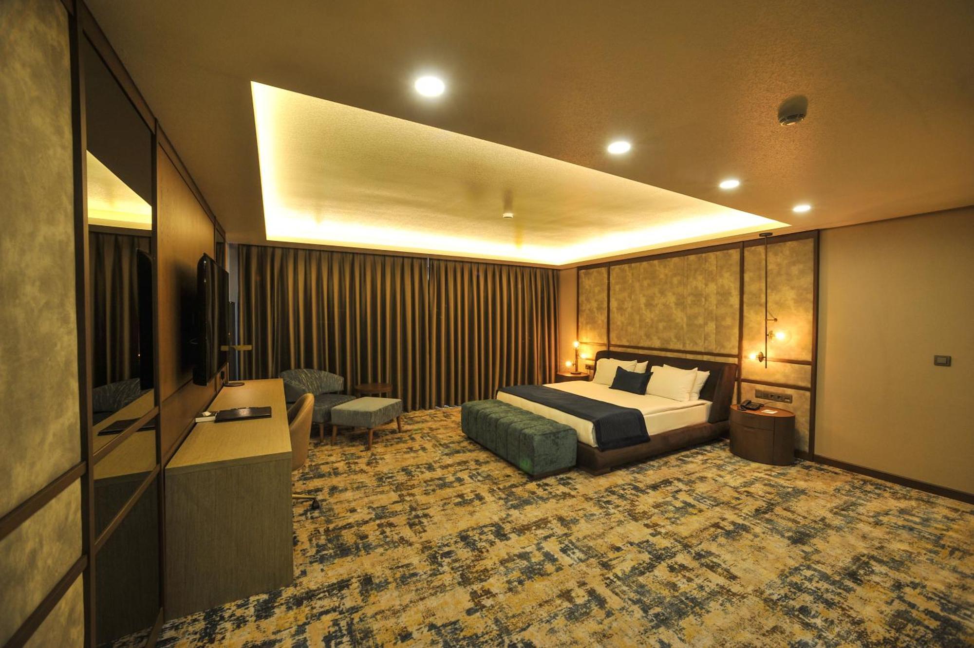 The Alpfine Hotel *