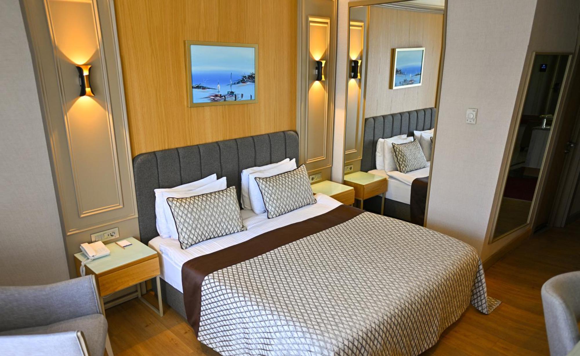 Porto Bello & Spa Hotel Antalya