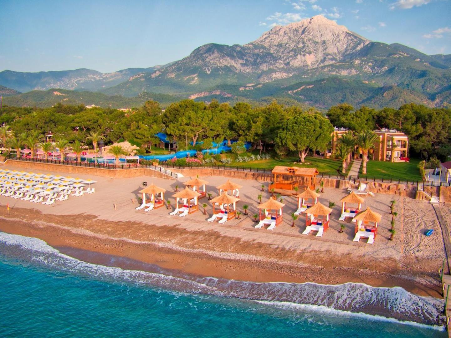 Resort Pirate's Club 5*
