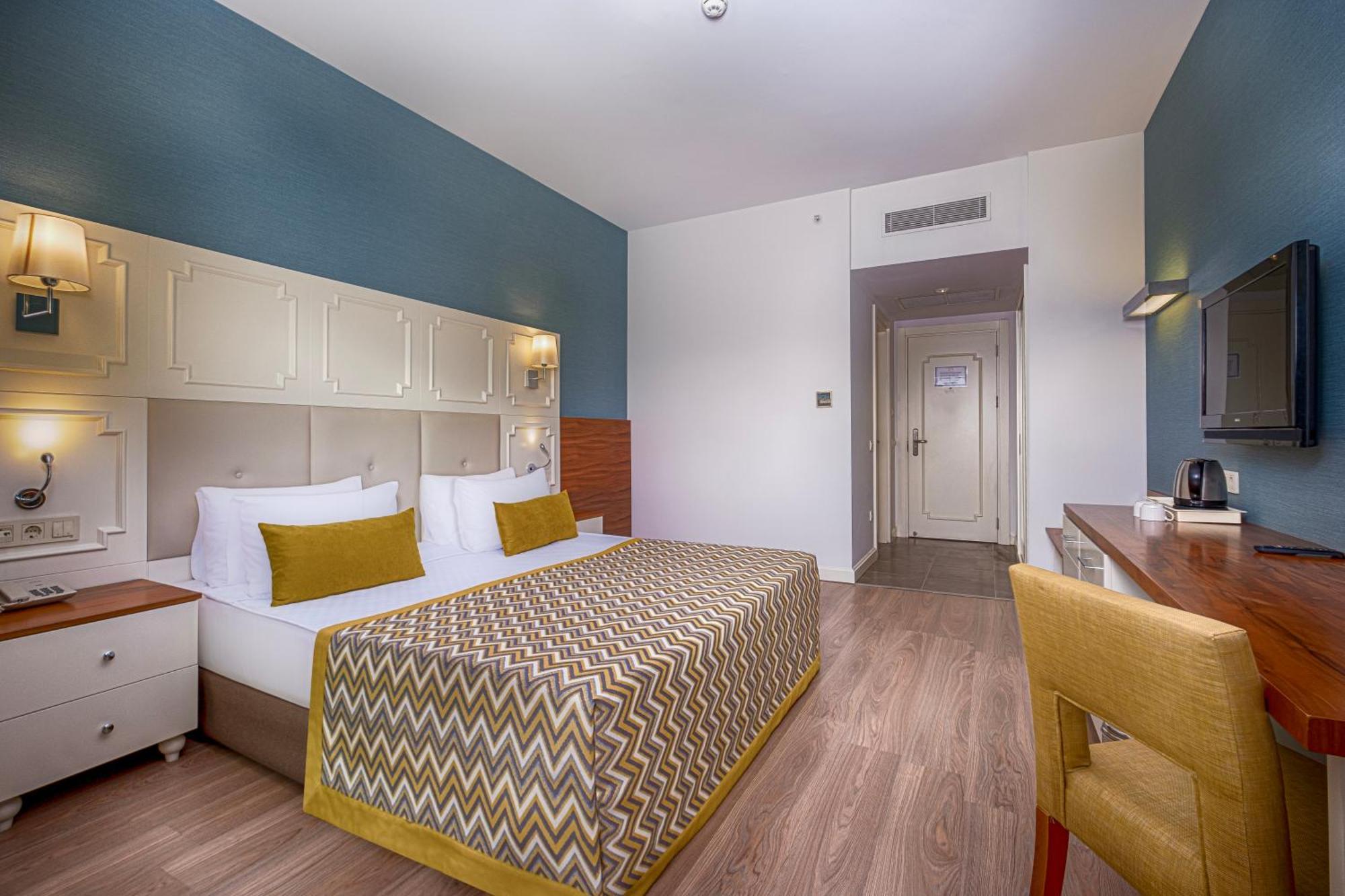 Well Palace Hotel 5*