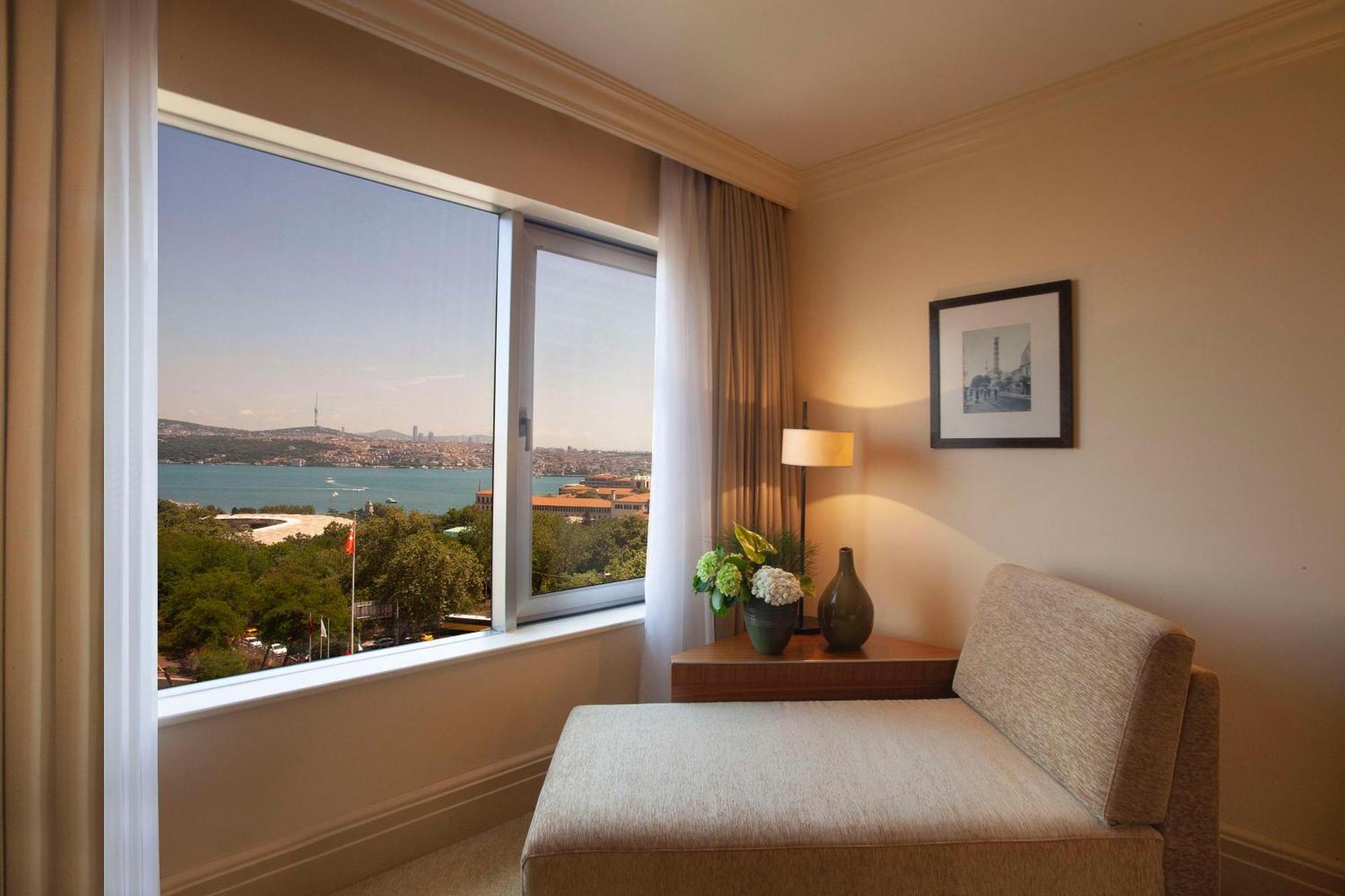 Grand Hyatt Hotel