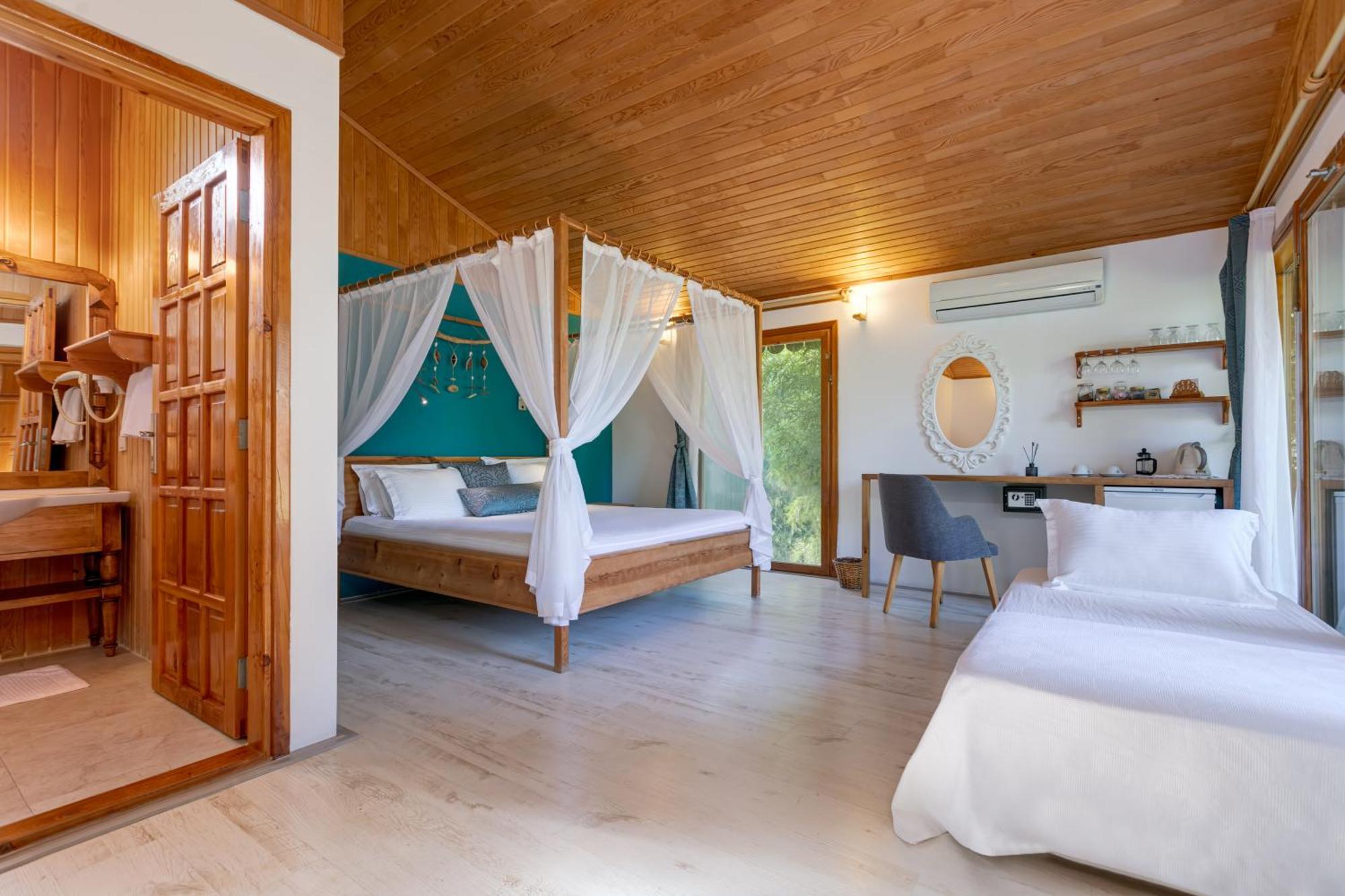Etenna Beach Bungalows 3*