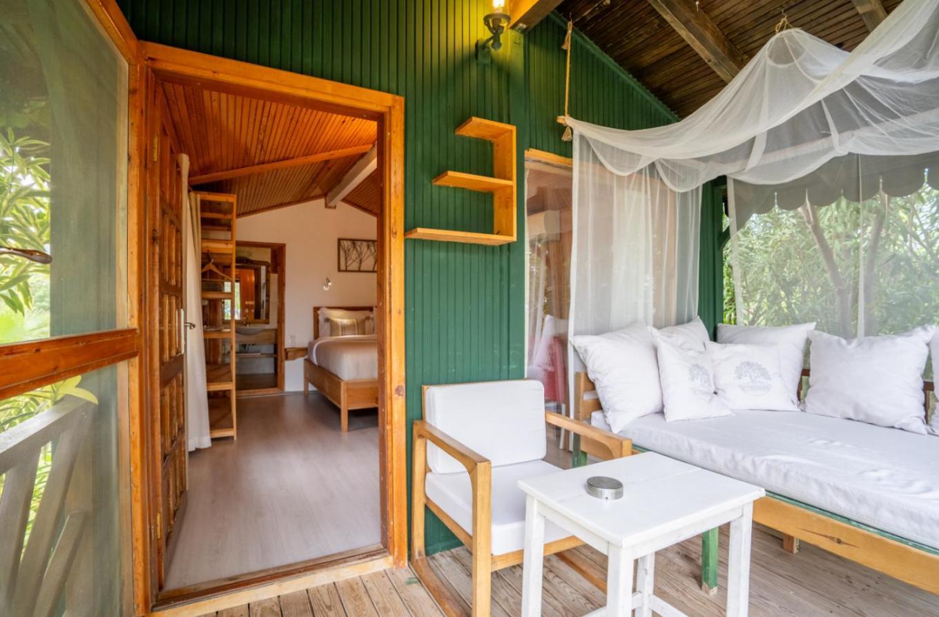 Etenna Beach Bungalows Bed & Breakfast 3*