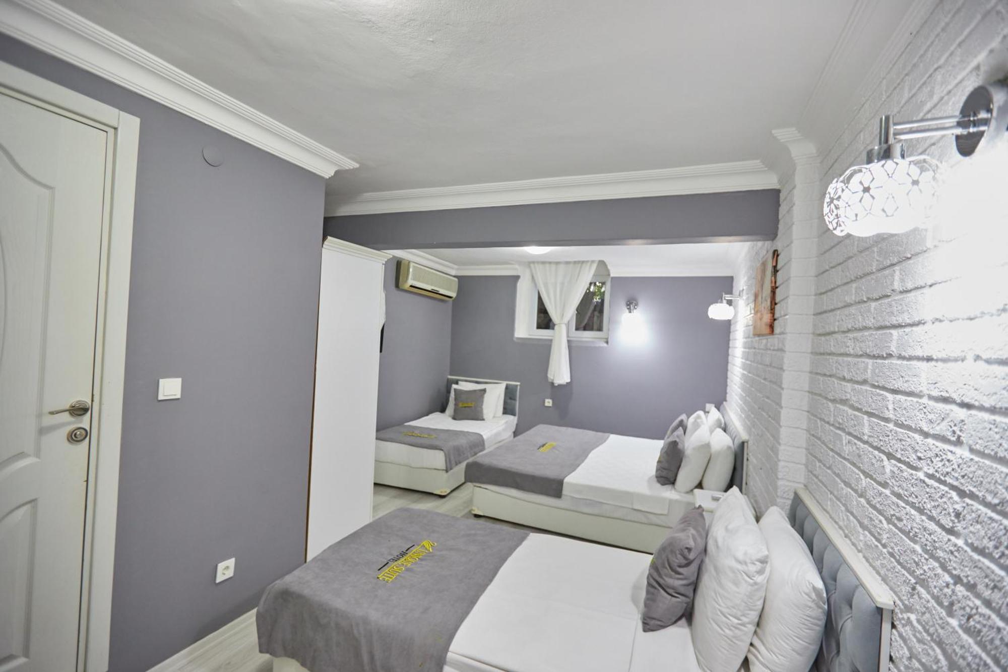 Unique Hotel 3*