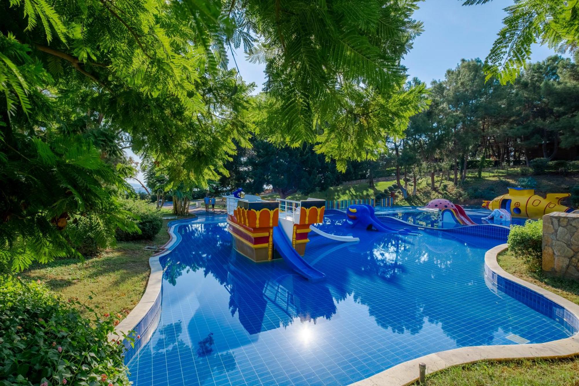 A Good Life Utopia Family Hotel 5*