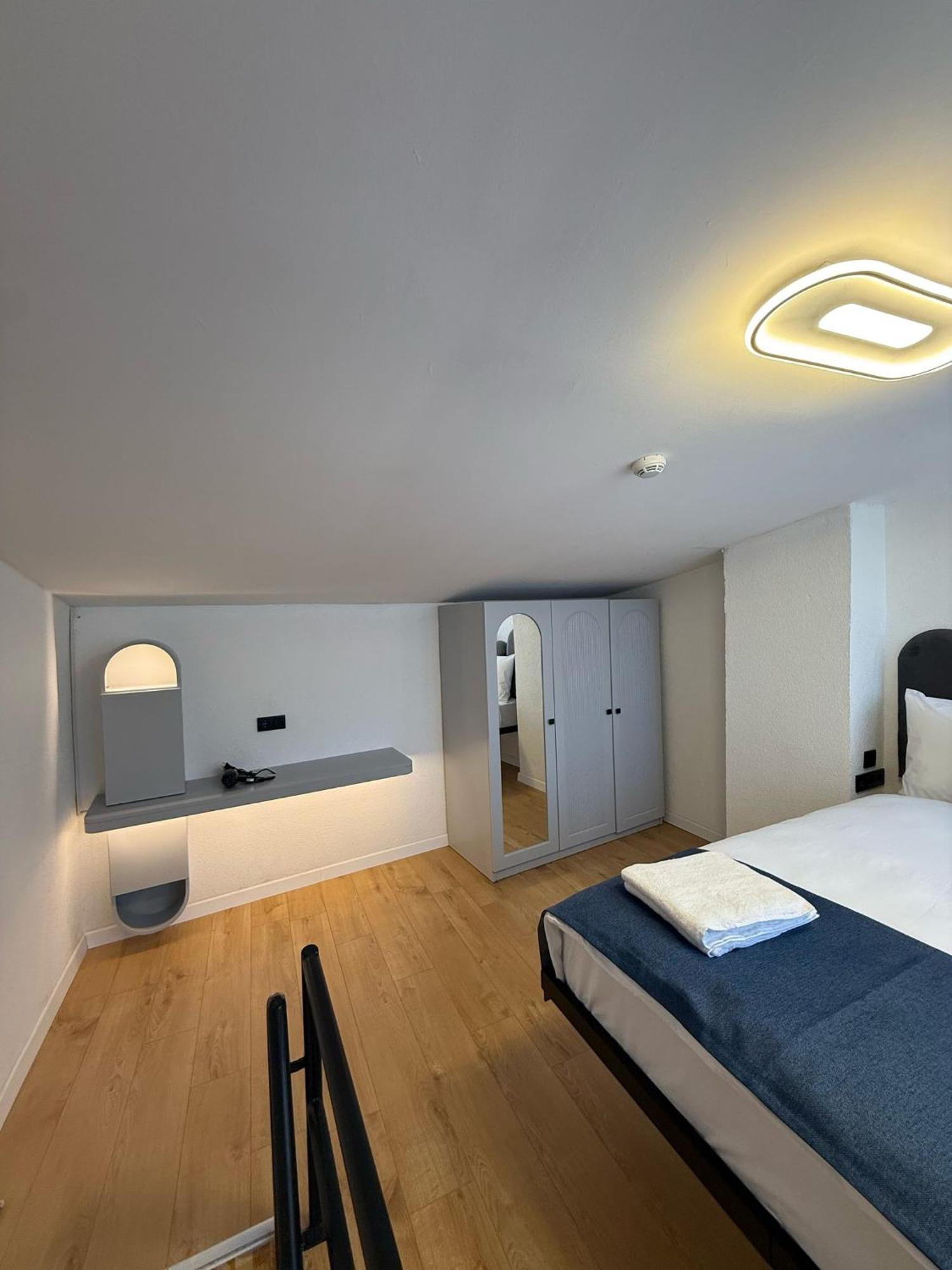 Hotel Corner Hot 3*