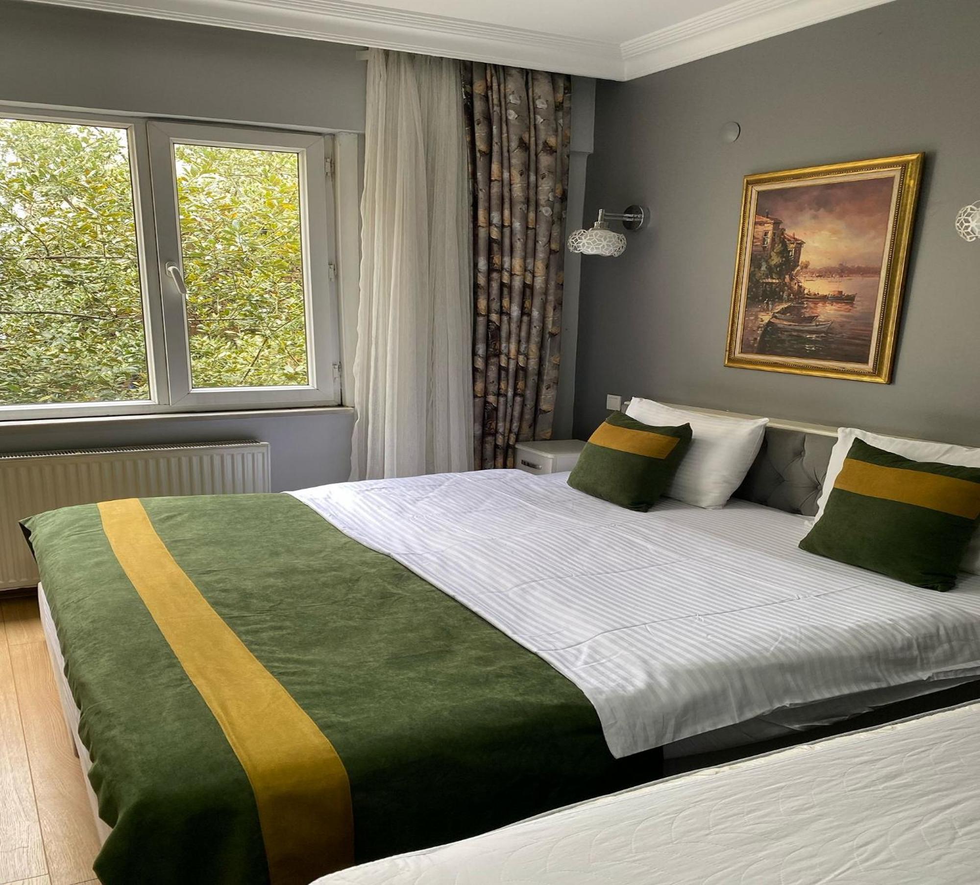 Hotel Unique 3*