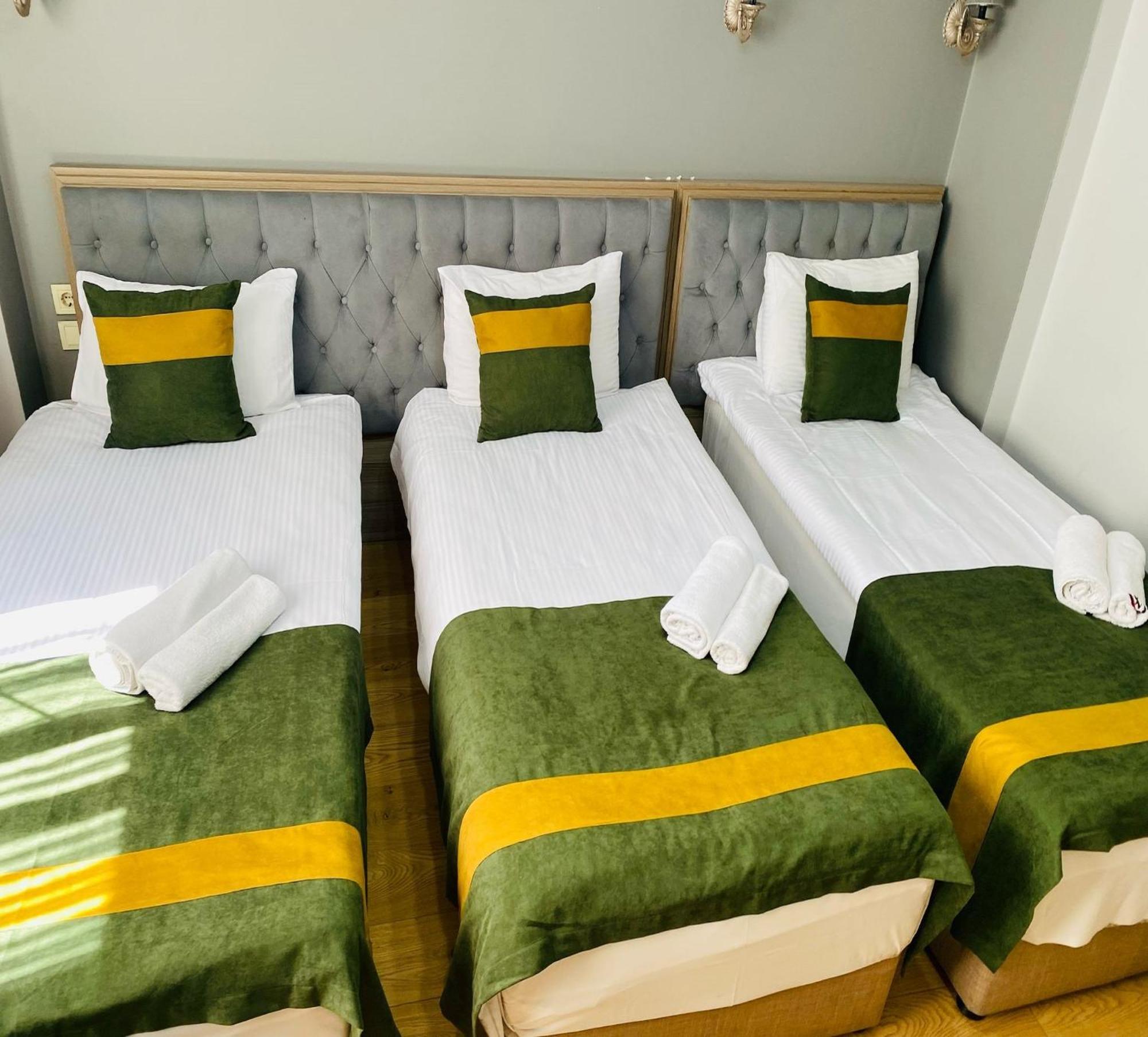 Hotel Unique 3*