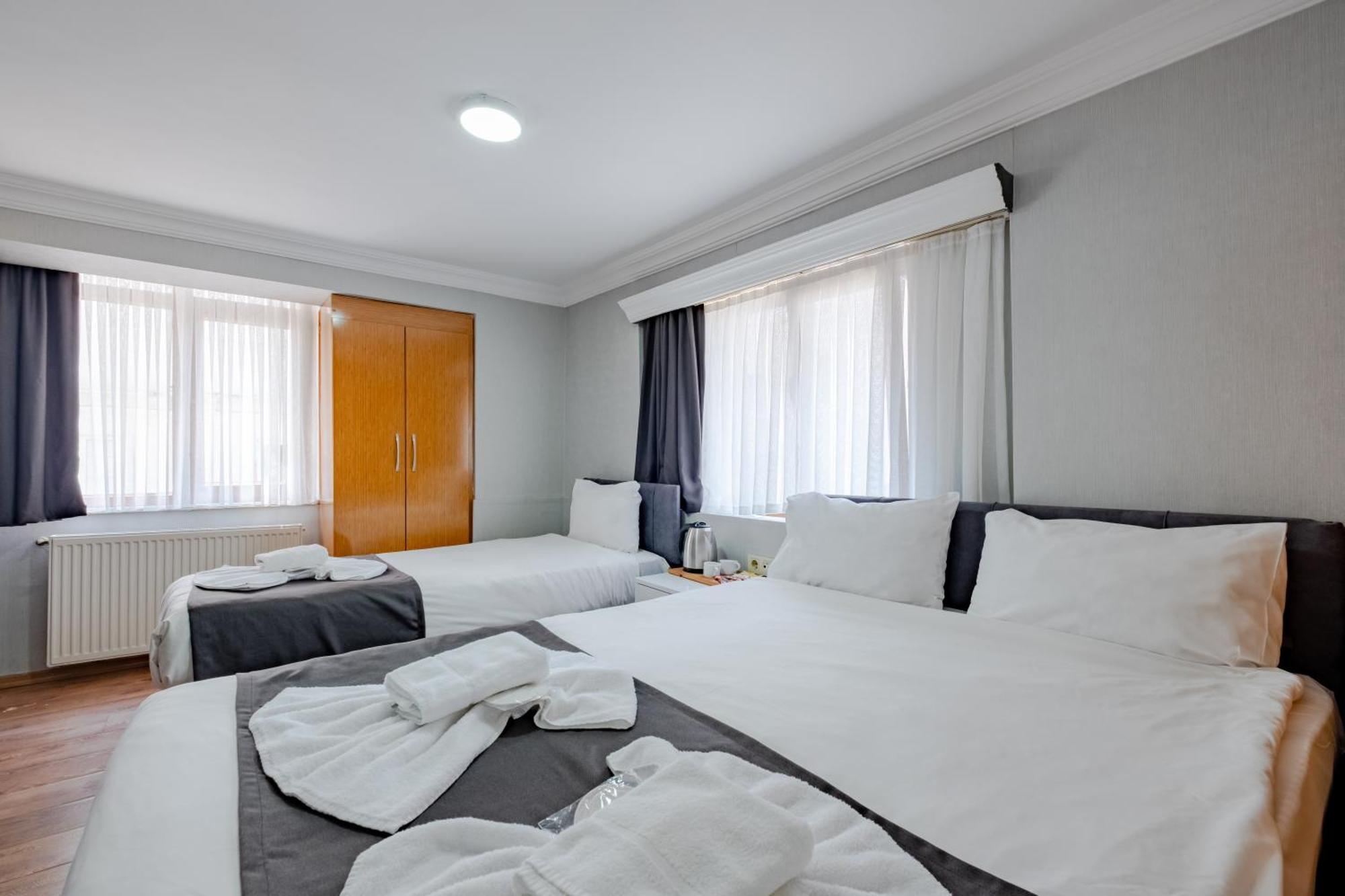 Jammy Hotel *