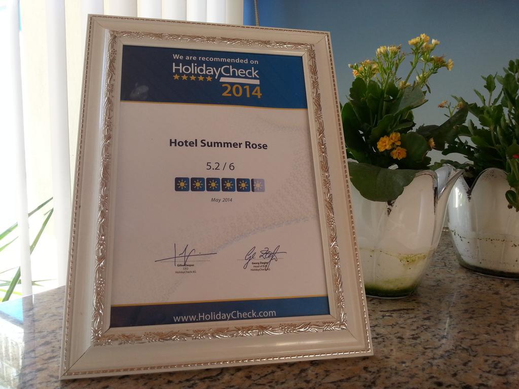 Hotel Summer Rose Side