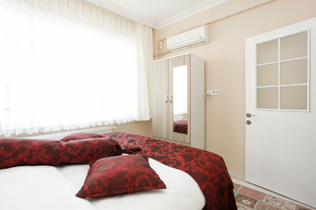 Blue Sultan Apartment