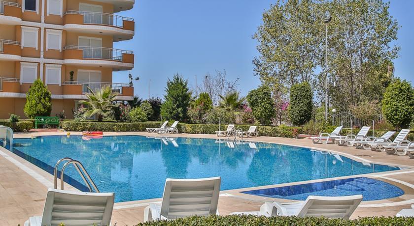 Cebeci 8 Apartment Mahmutlar