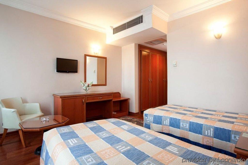 Grand Halic Goldenhorn Istanbul