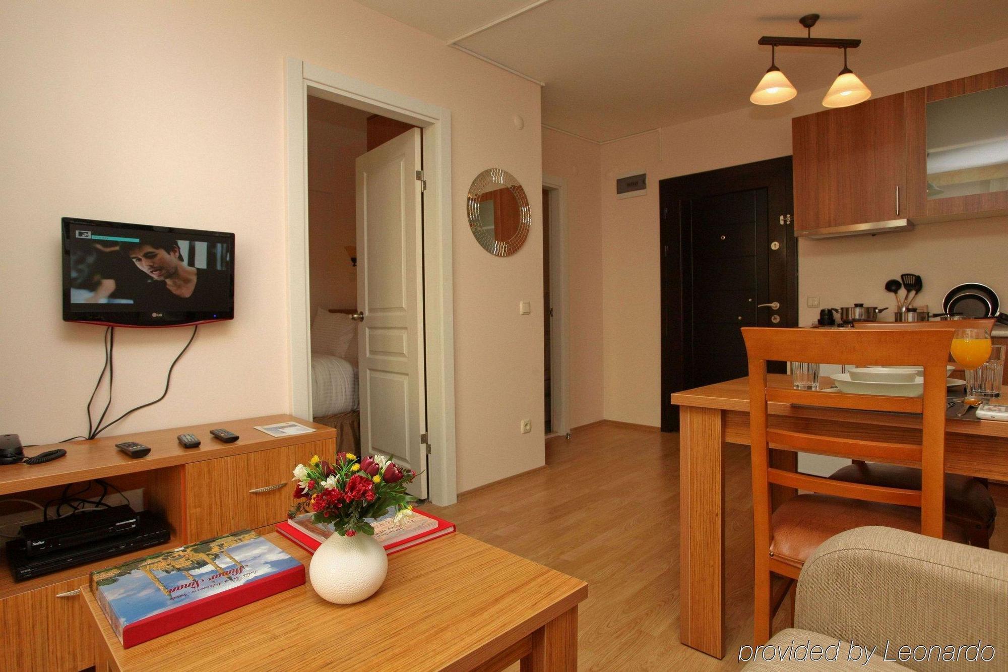 Three Apples Taksim Aparthotel