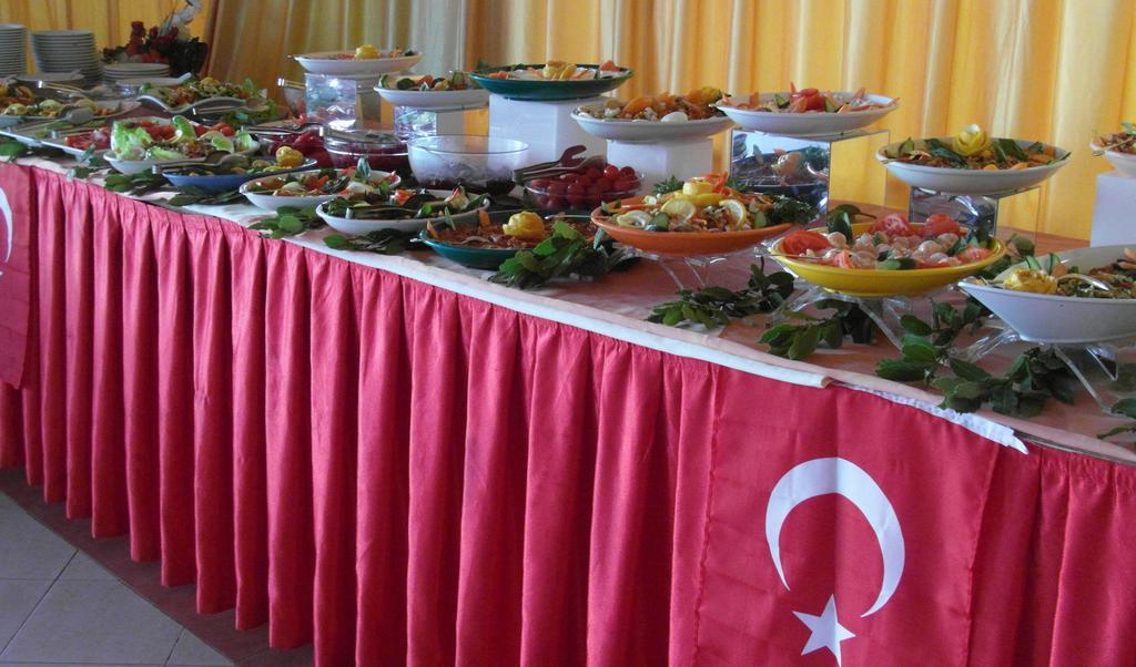 Lemas Aparthotel
