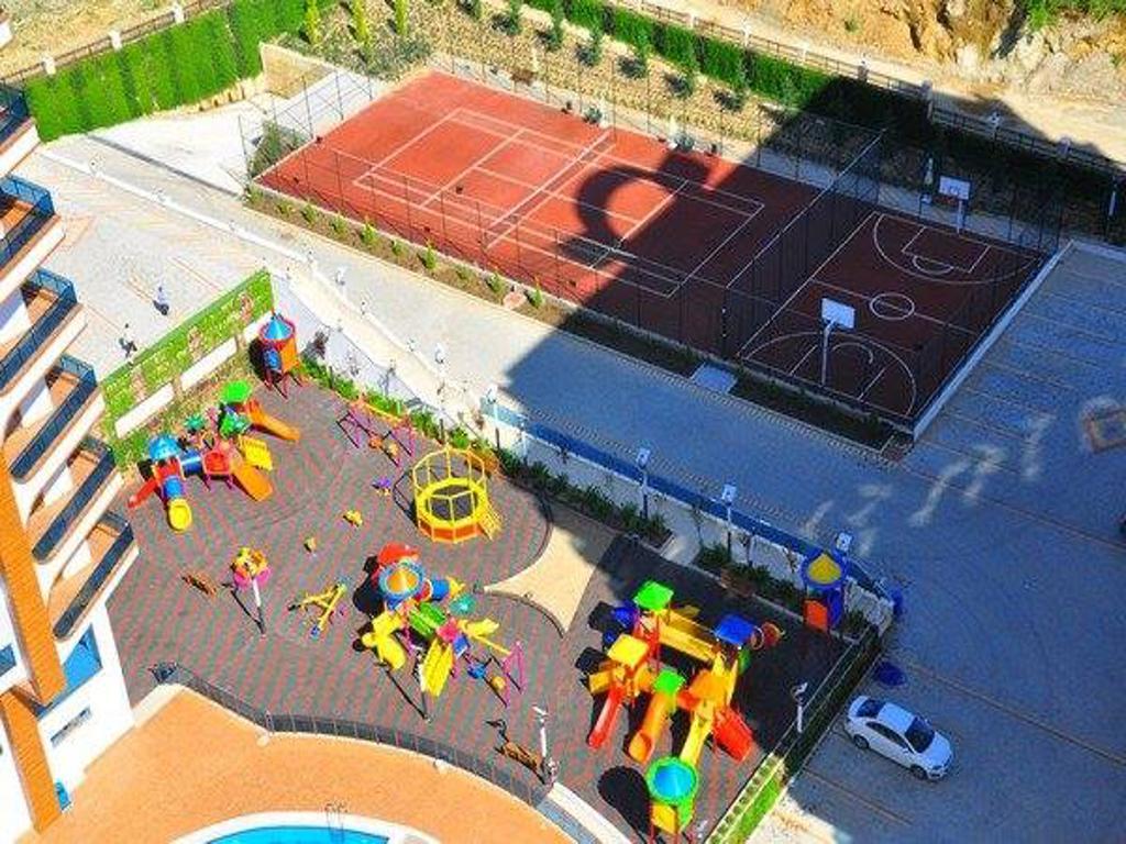 Azura Park Apartment *