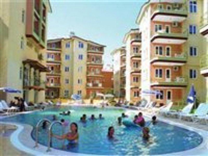 Blue Family Club Apartment