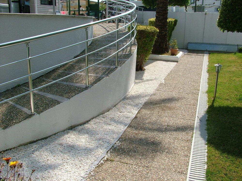 Garden * Side