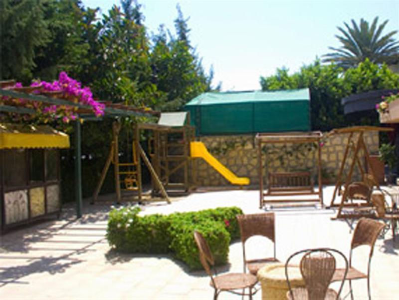 Resort Aska Just In Avsallar