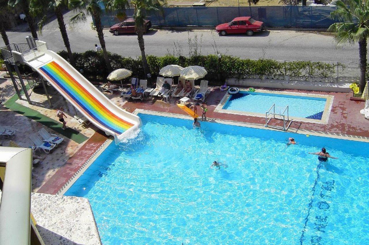 Hotel Club Tess 4*
