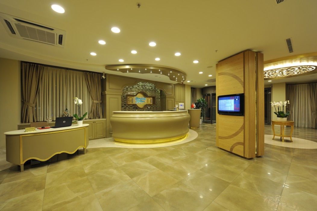 Yasmak Sultan Istanbul