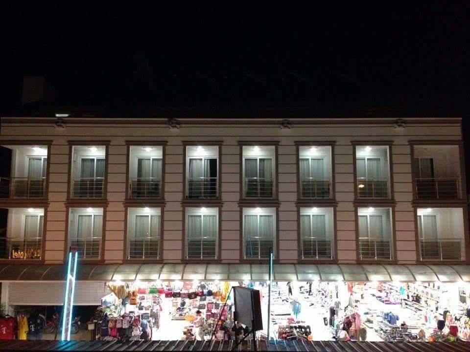 Hotel Palace - Halal *