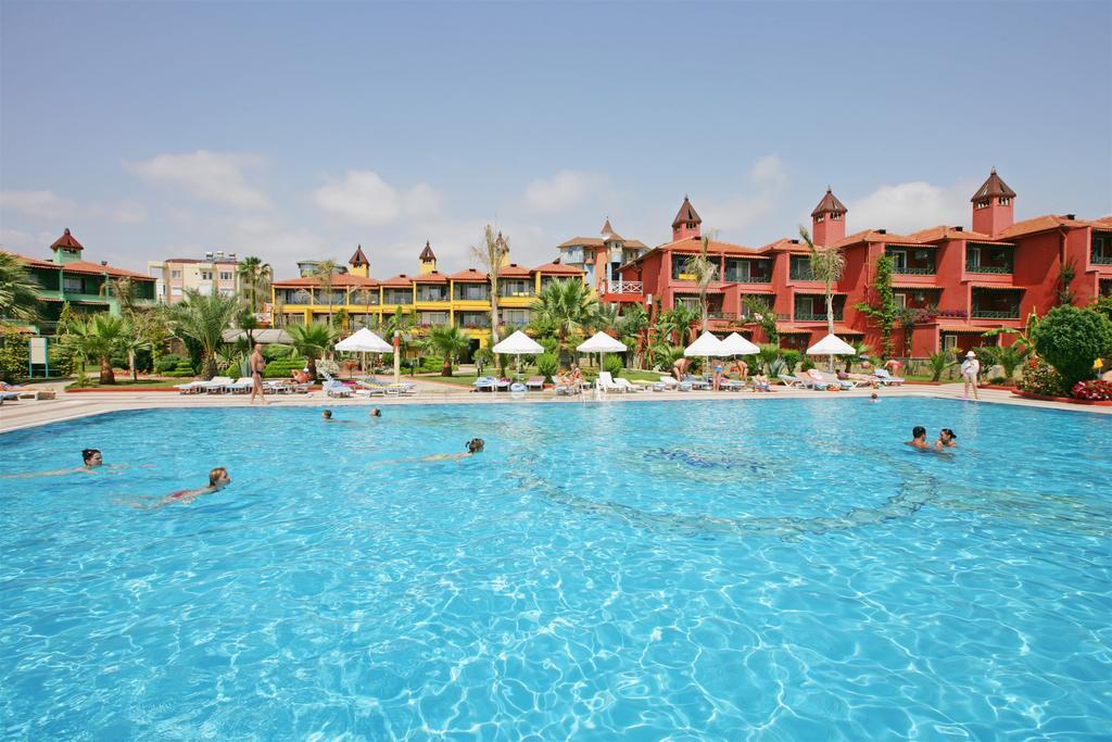 Resort Saphir & 5*