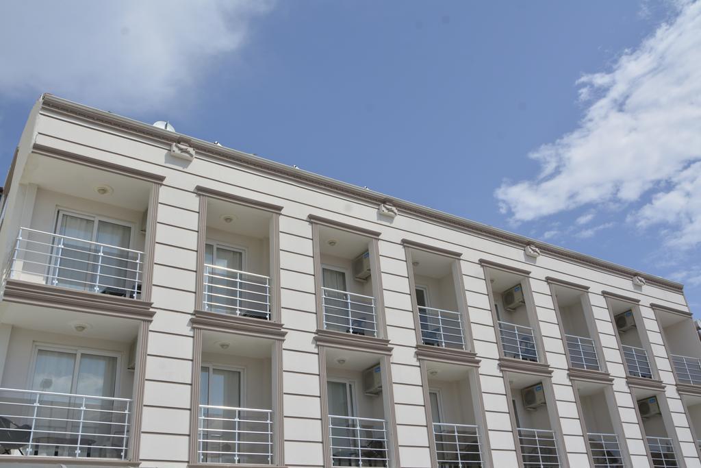 Palace - Halal Hotel Side