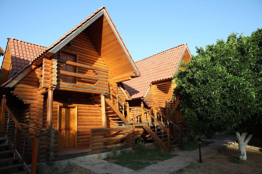 Woodline Hotel 3*