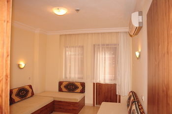 Yesiloez Resort Side